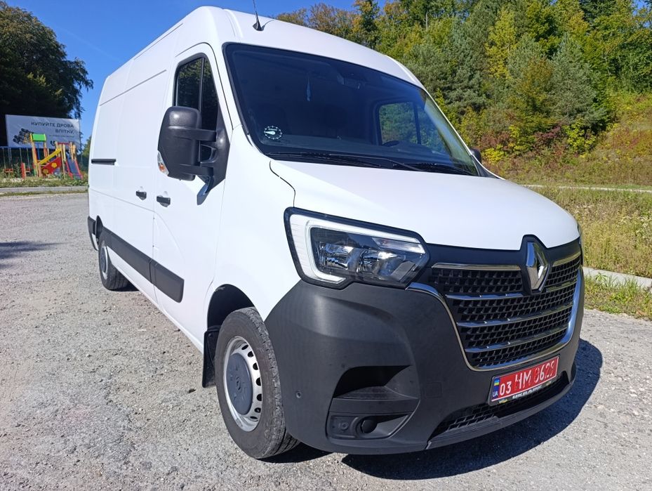 Продаю Рено мастер 21 рік в рідній фарбі