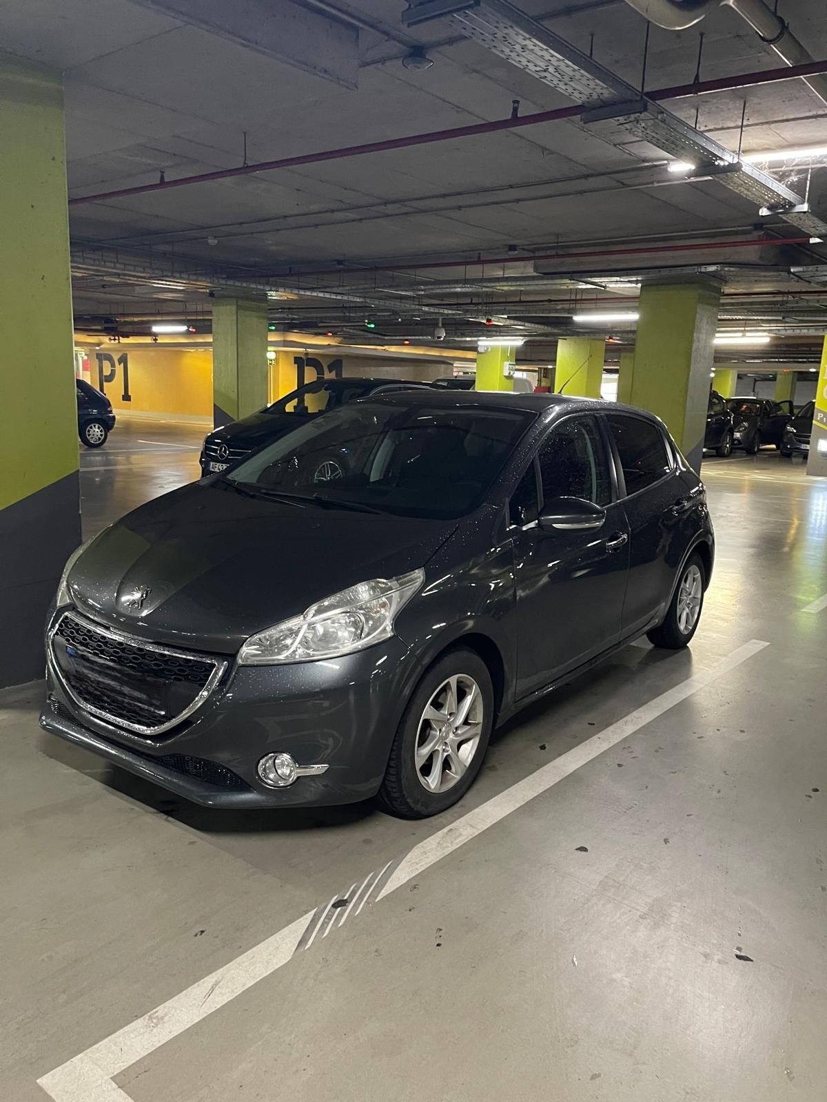 Peugeot 208 1.2 2013 puretech