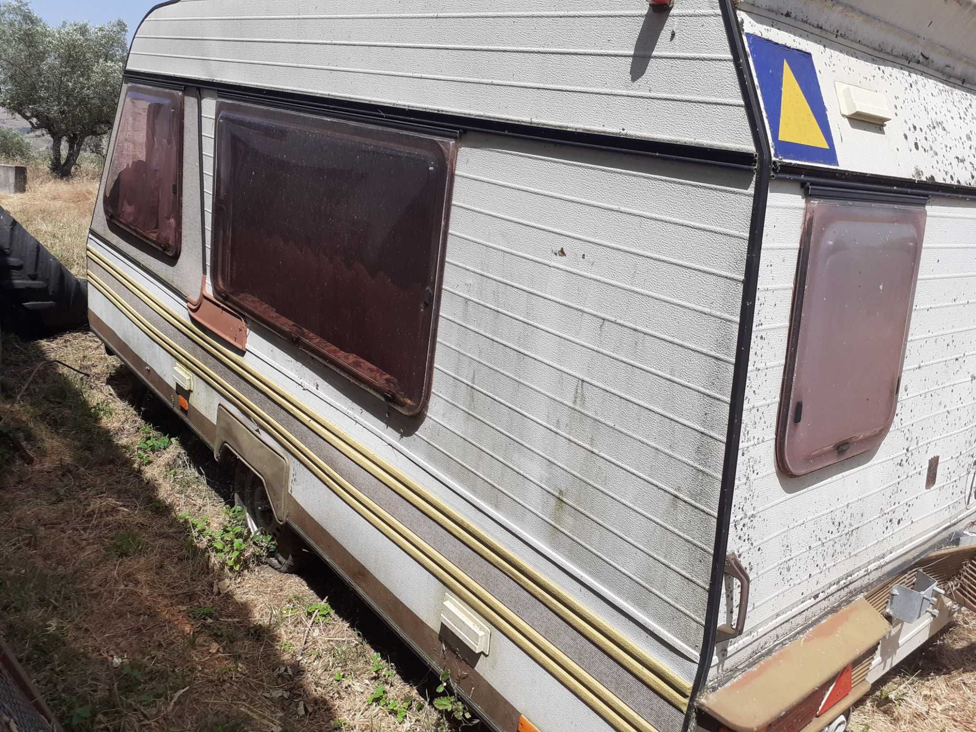 CARAVANA - venda para desocupar