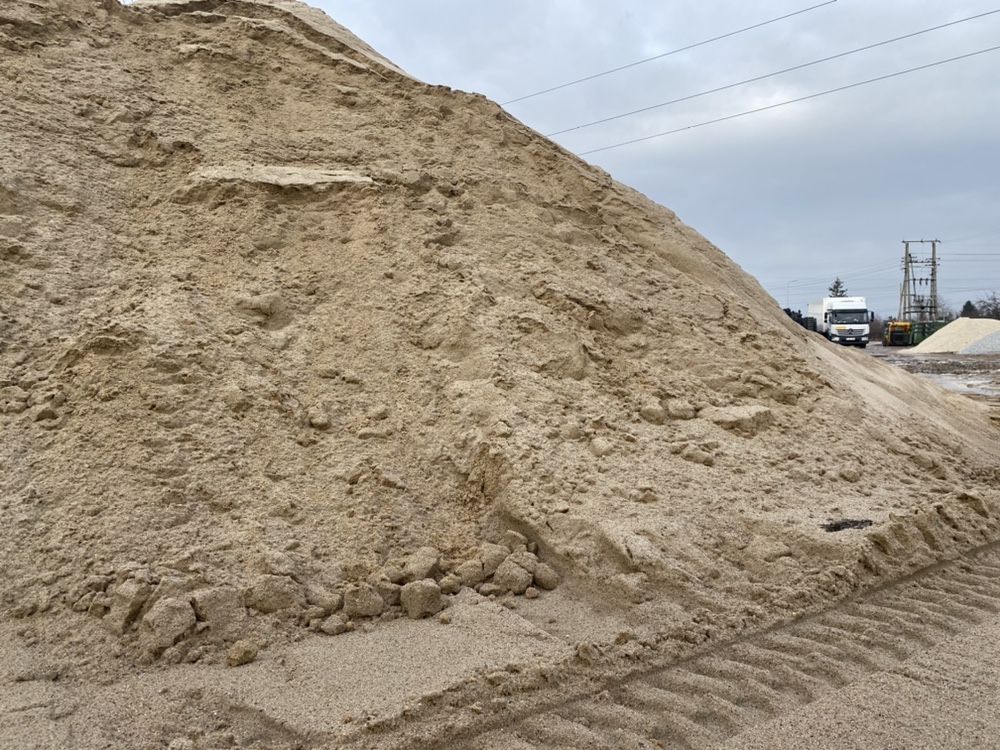 Piasek podsypka Pospółka Siany Płukany na wylewki Tychów, żwir Cement