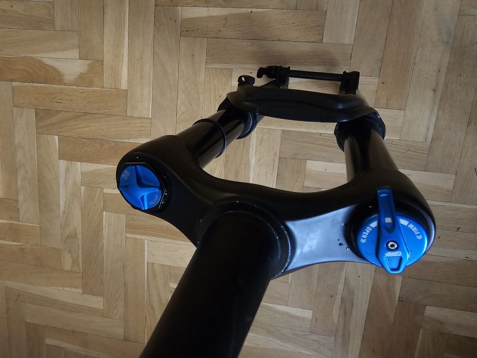 Amortyzator Fox Float  Rhythm 36 Grip 150mm