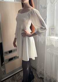 Біла сукня 42-44