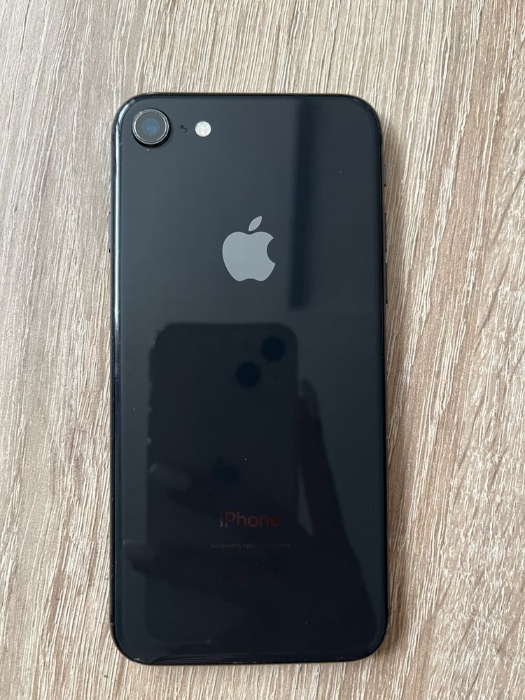 IPhone 8 64gb czarny