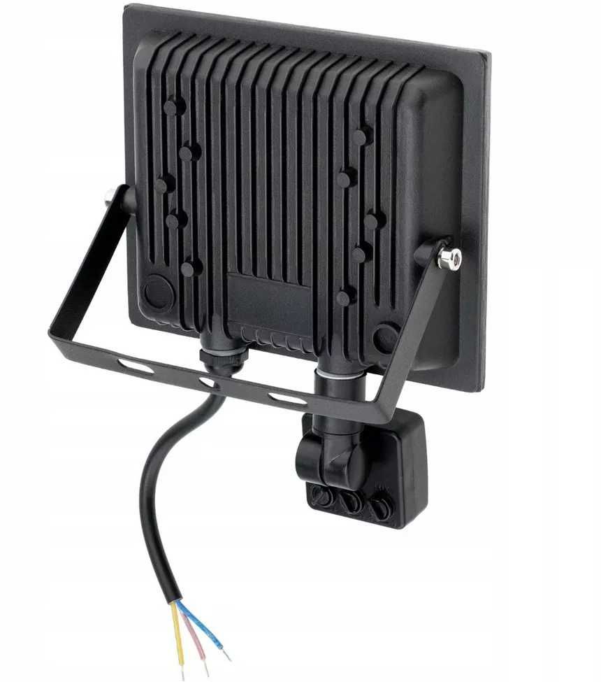 Oprawa Halogen lampa z czujnikiem ruchu  led biały zimny ip66 50w