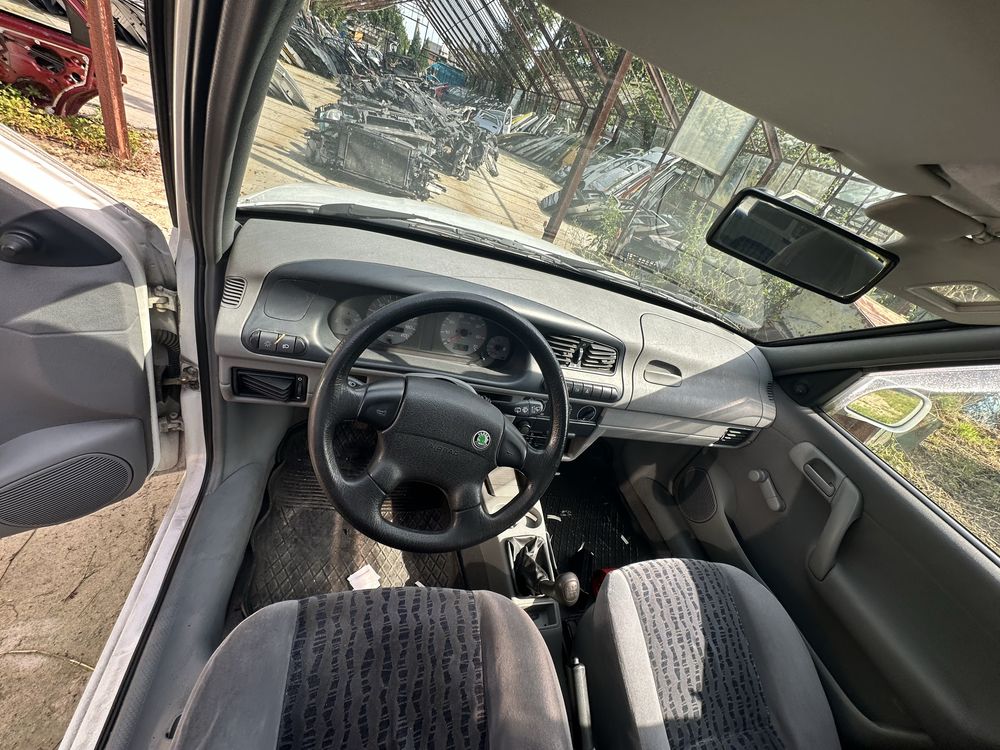 Skoda Felicia na części 1.3 MPI Skoda wszystkie części niski przebieg