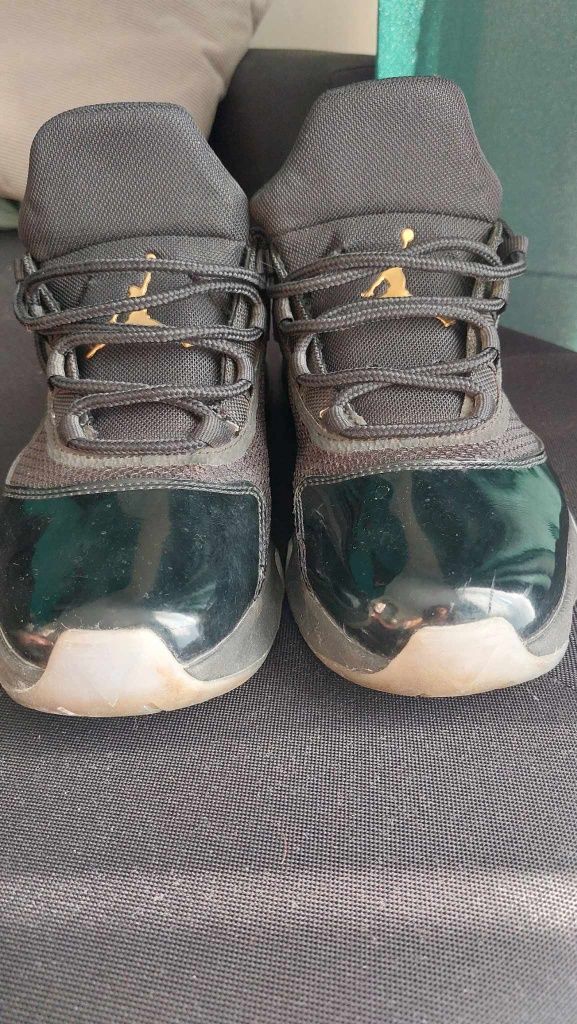 Jordan 11 Cmft low