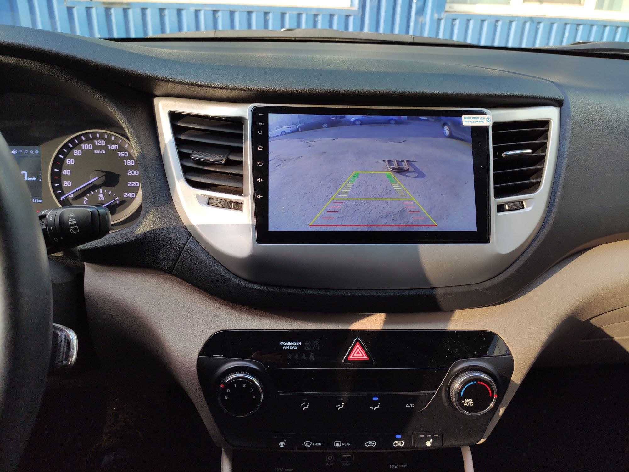 Мощная магнитола Hyundai Tucson с CarPlay 4G LTE+ QLED 8 ядер проц.