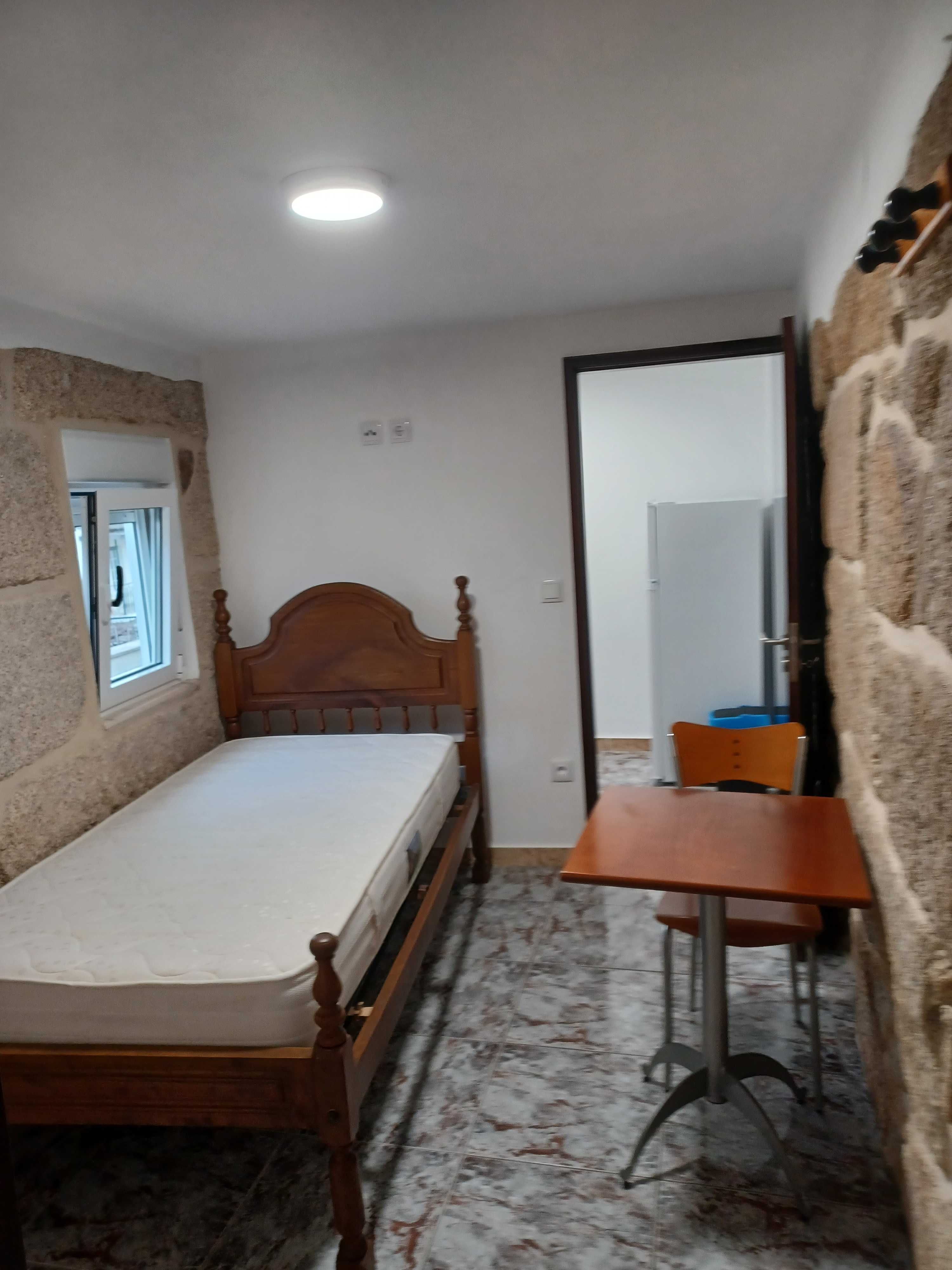 Quartos arrendar em Chaves perto Escola Superior