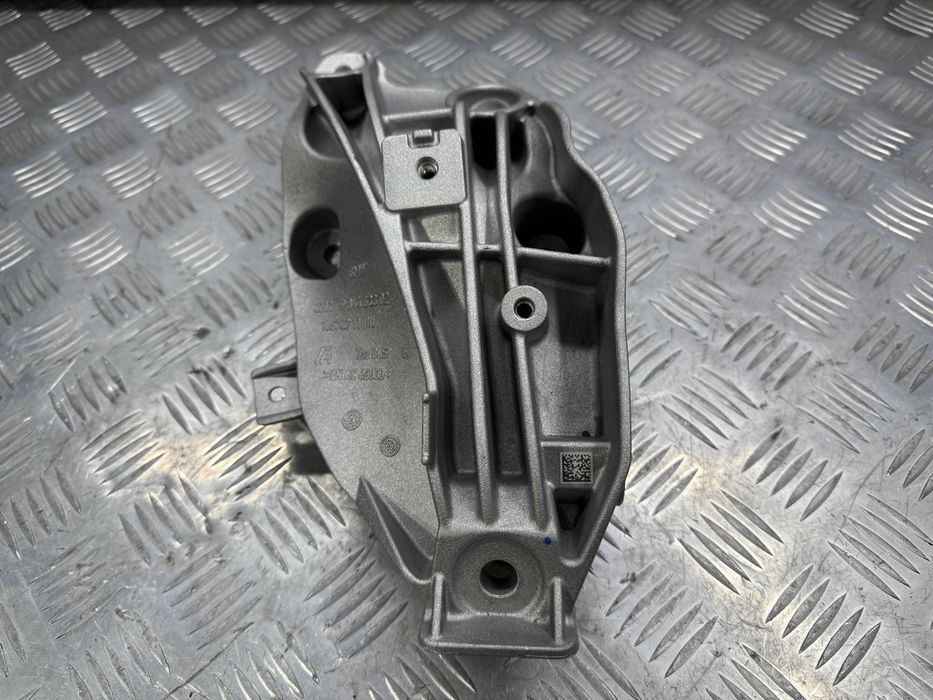 Кронштейн двигателя левый BMW X5 G05 B58B30P 22119844633