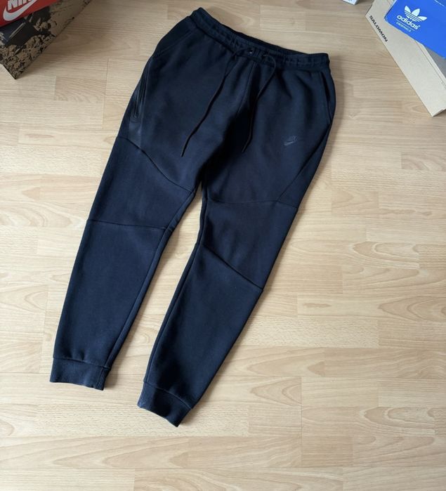 Штани Nike Tech Fleece. XL
