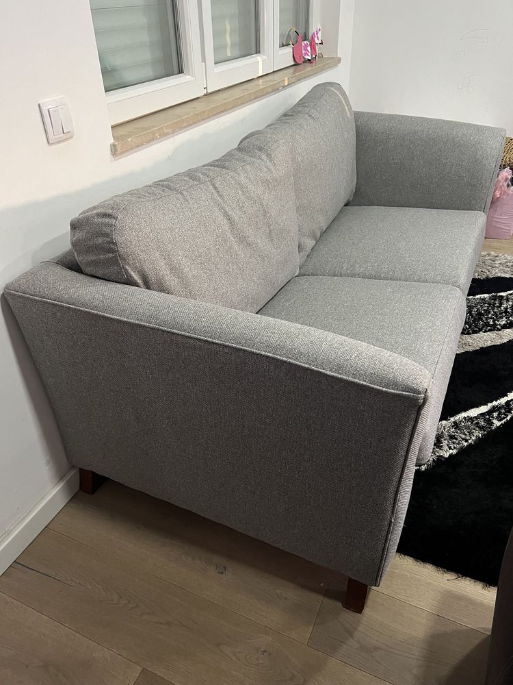 2 sofas de 2 lugares