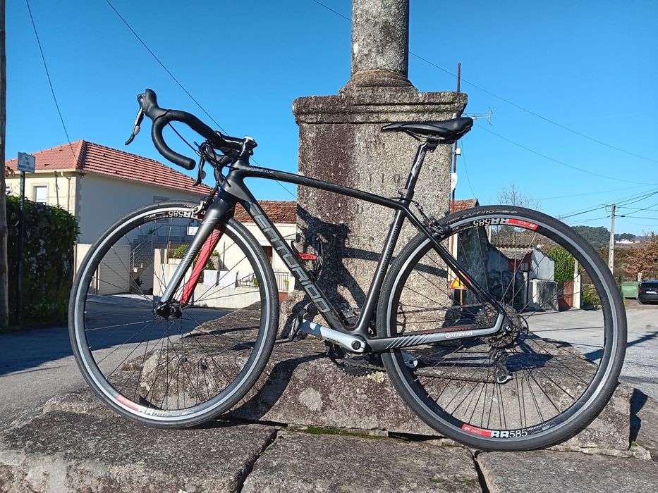 Bicicleta estrada carbono