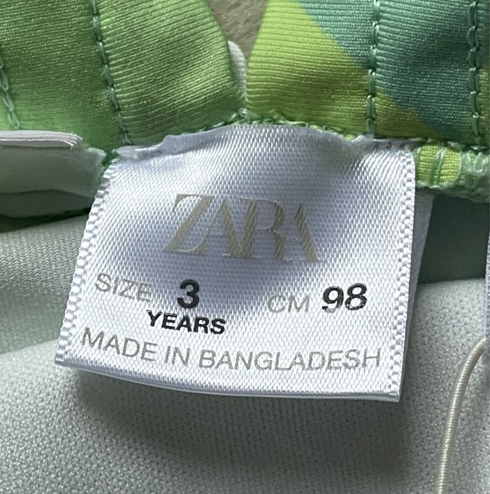 Body kąpielowe w owoce Zara