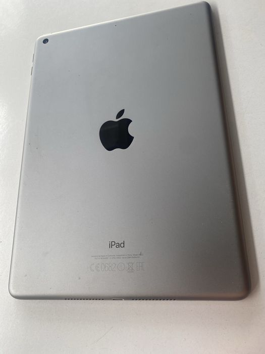 Планшет Apple iPad 5, 32Gb