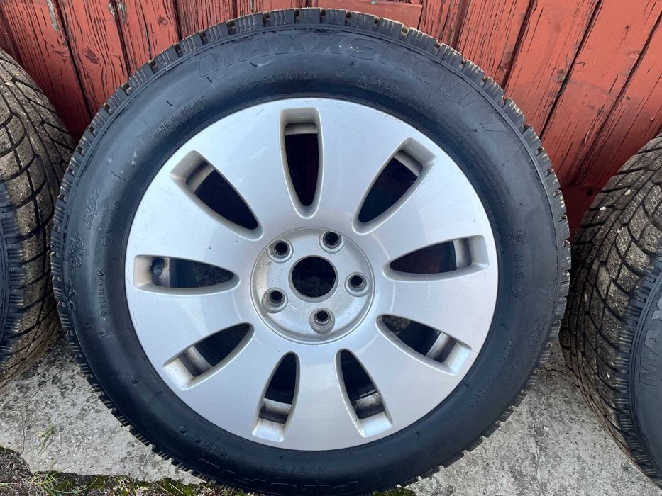 Koła Felgi Aluminiowe 5x112 Opony zimowe 205/55R16 Audi A4 A6 8e0601