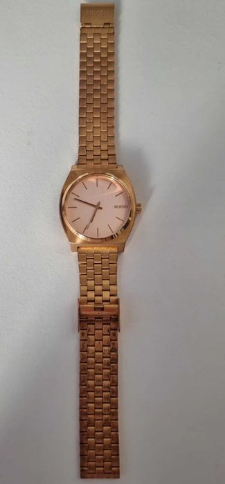 Relógio nixon rose gold