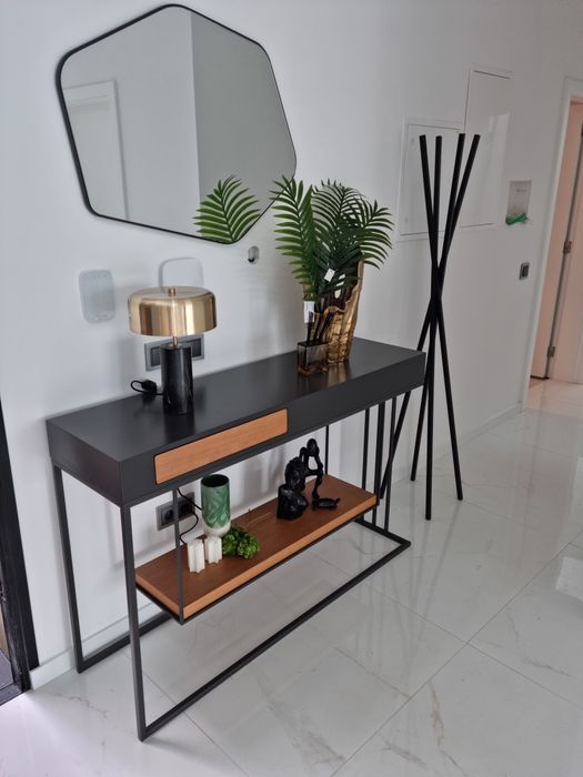 Cabides em inox, ferro e latão