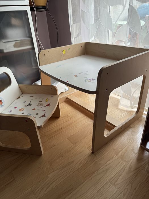 Zestaw dziecięcy: rosnący stolik i krzesełko