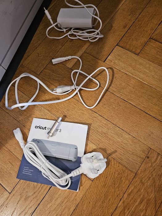 Cricut Maker 3 Ploter tnący Maszyna do cięcia rysowania jak explore 3