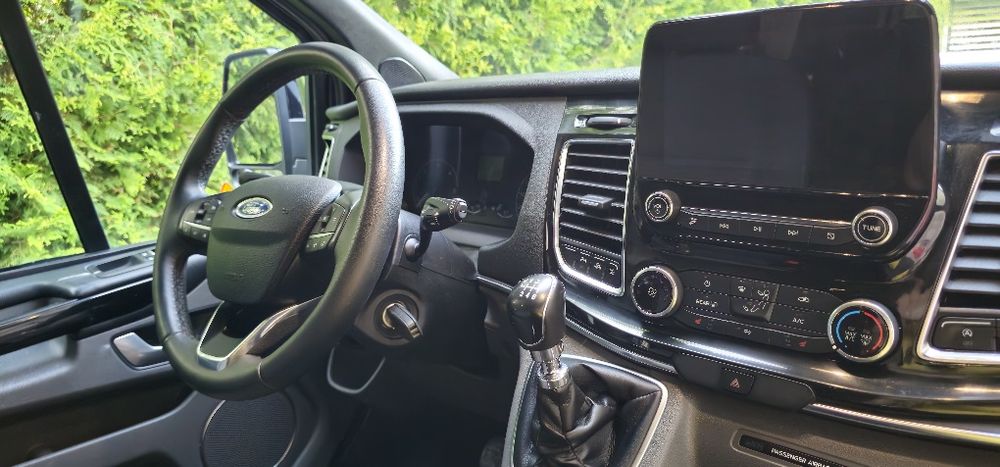 Ford Tourneo Custom Transit Custom Vito Vivaro Viano  jak nowy
