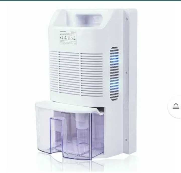 Osuszacz powietrza marki Berdsen 2000 ml.