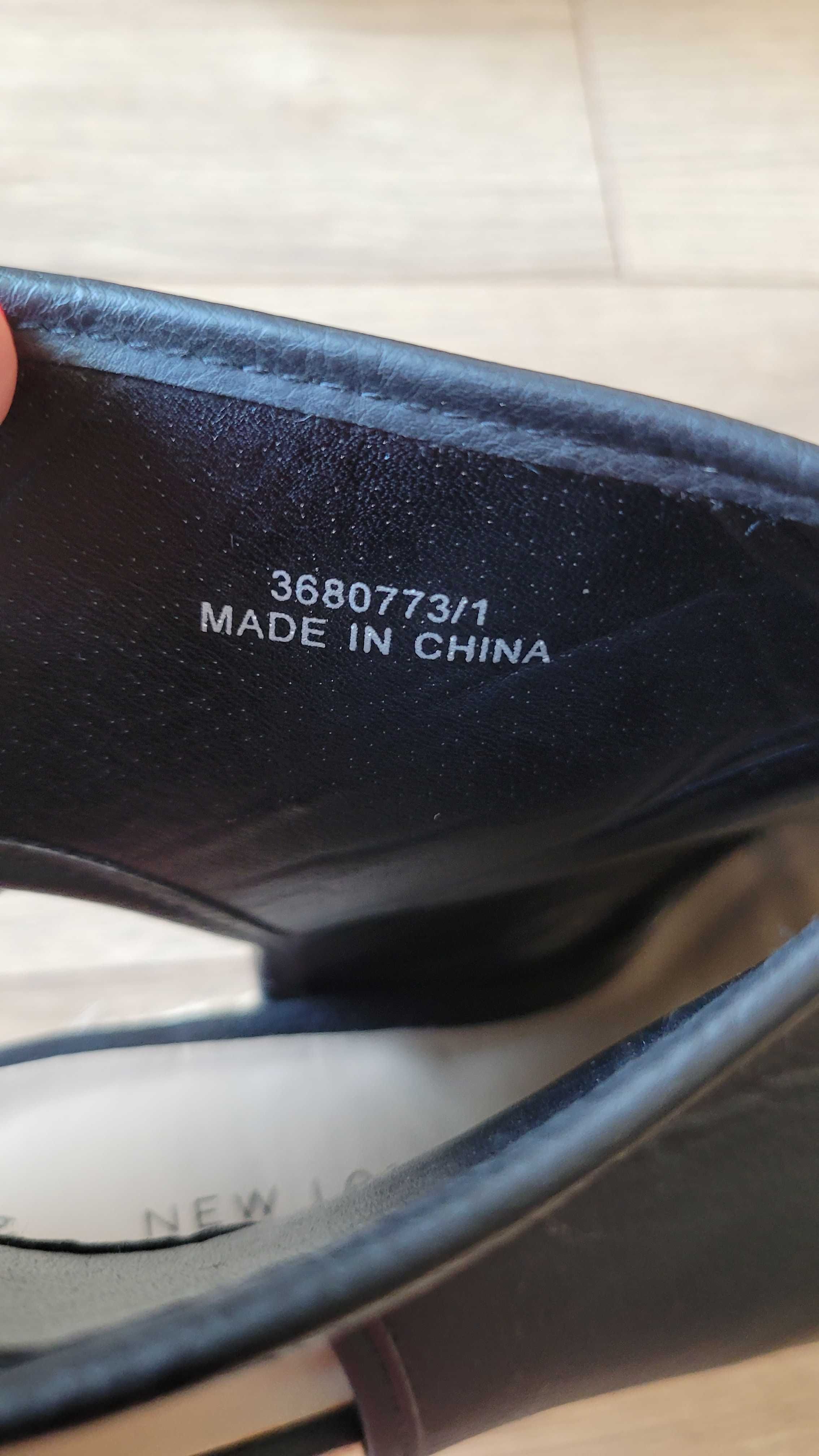 Buty espadryle na koturnie, czarne, roz. 39, nowe.