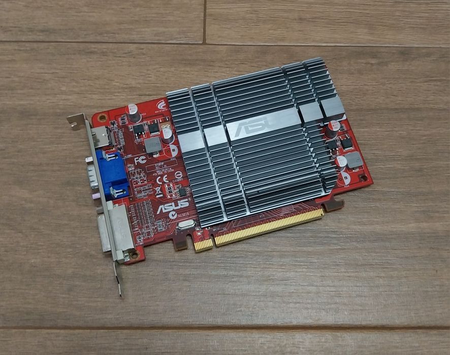 Placa gráfica Radeon HD5450 com 2Gb DDR2