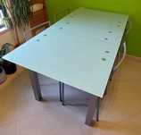 Mesa e 4 cadeiras de cozinha