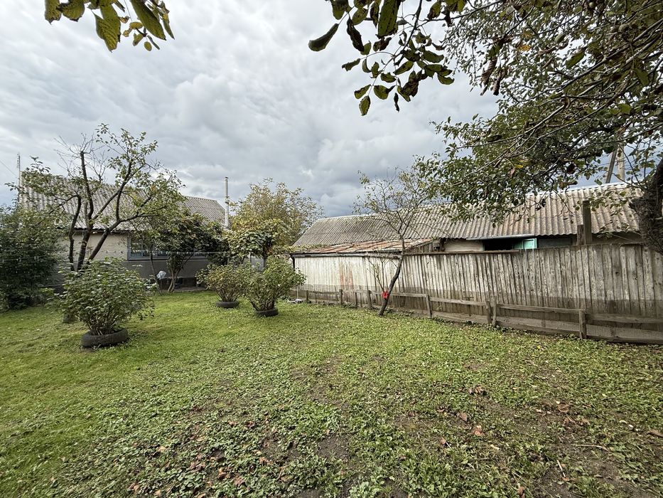 Будинок в Полонному