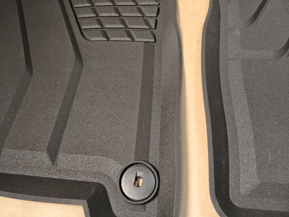 Dywaniki gumowe do Hyundai Tucson 4gen od 2020r. Nowe bez zapachowe.