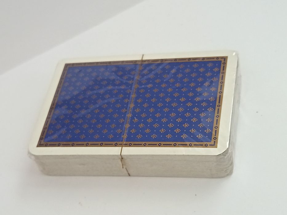 Продам игральные карты