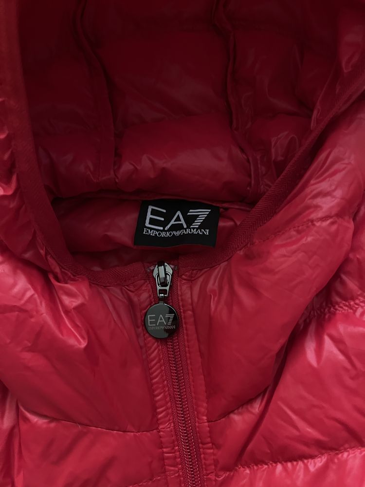Куртка emporio armani ea7