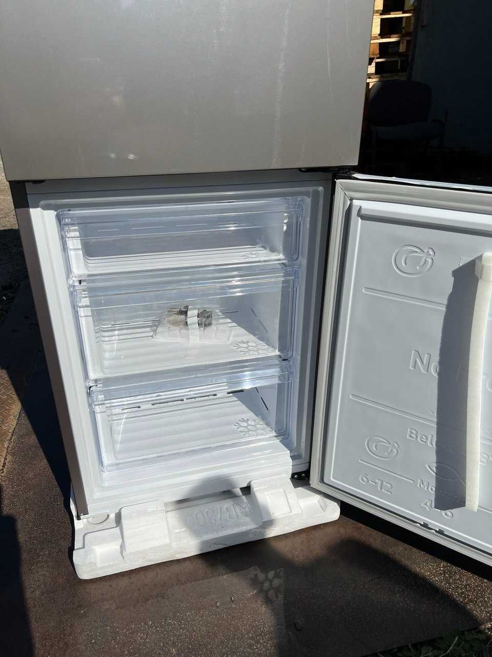 Економний холодильник Samsung RL38T602CSA, 202 cm, 390 л, Німеччина!