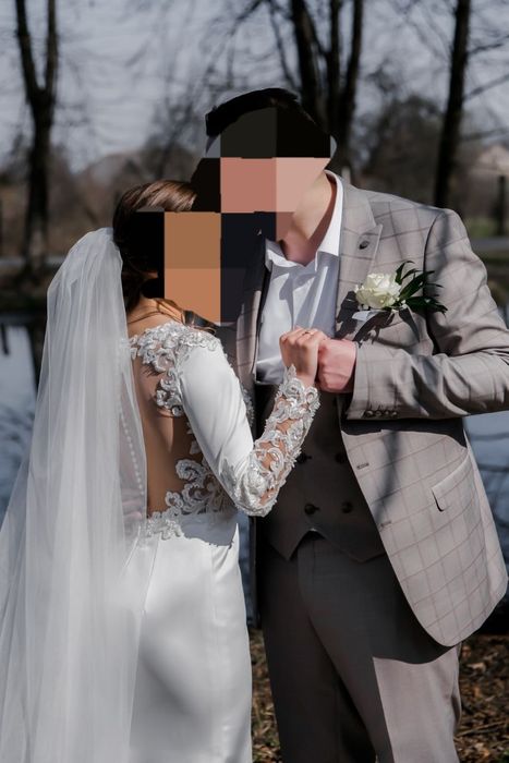 Весільна сукня біла