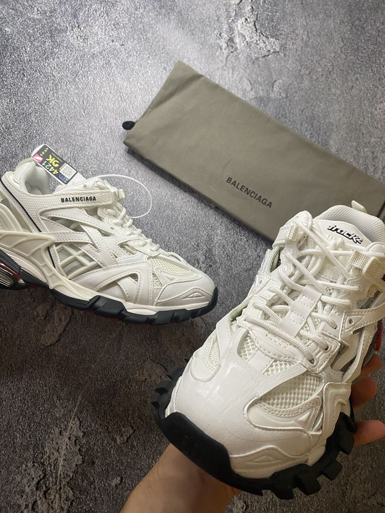 Balenciaga track 2