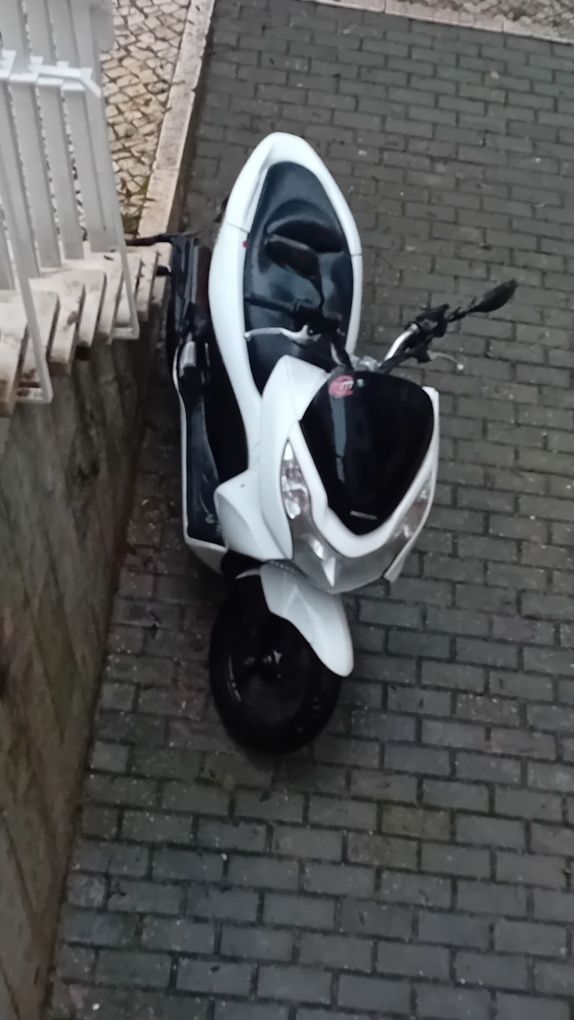 Moto Honda pcx 2012