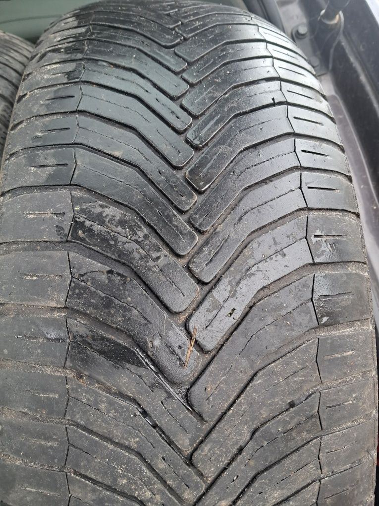 Michelin CrossClimate всесезон 215 60 17 2018г 2 шт