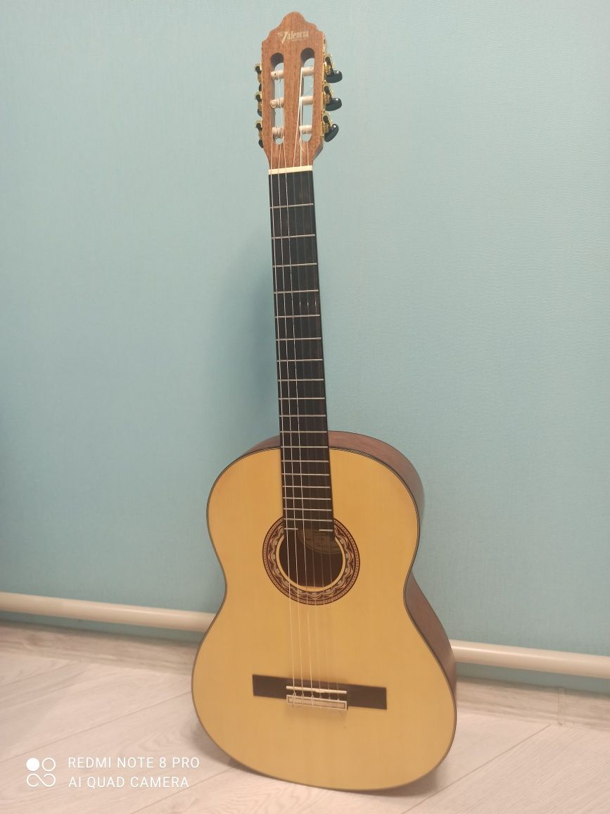 Гітара класична Valensia VC304 б/у