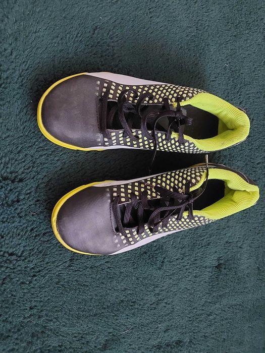Buty do piłki halowej Puma, roz. 37,5