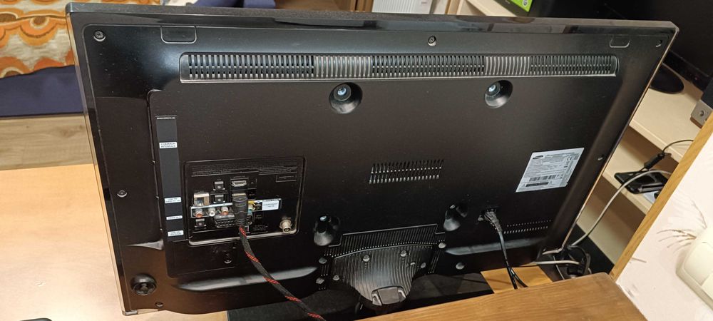 Монітор 32" телевізор 32" Samsung UE32ES5507