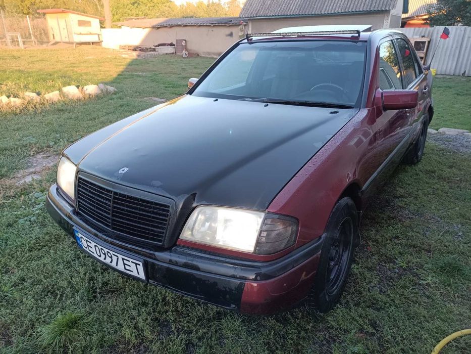 Mercedes Benz C180