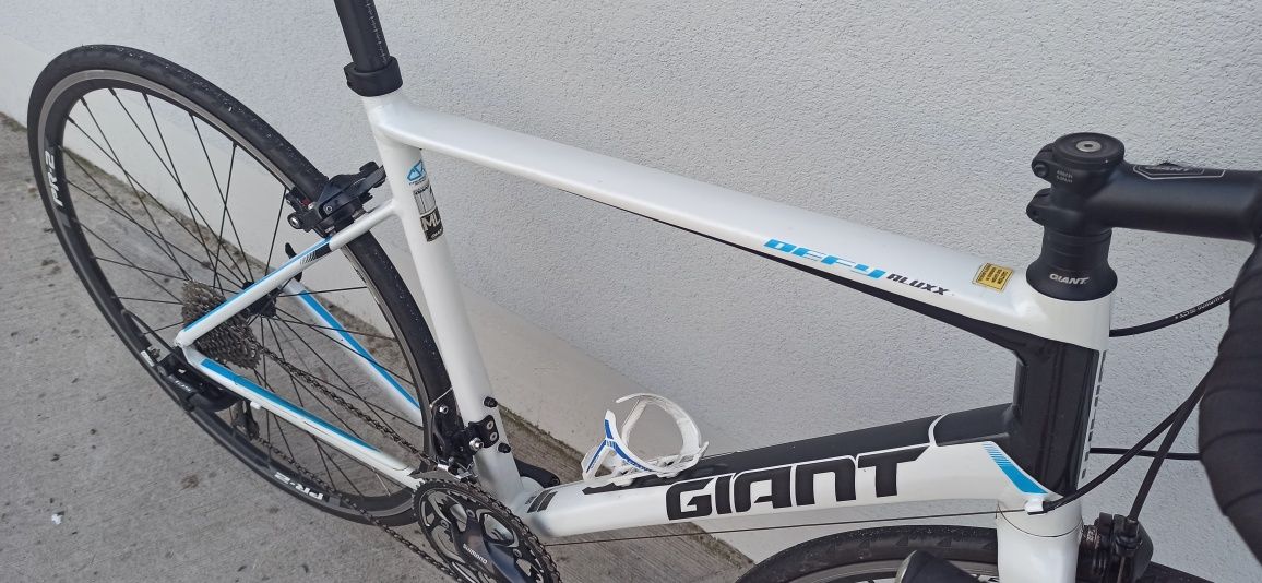 GIANT DEFY 1, Shimano 105, Rozmiar 56  M/L