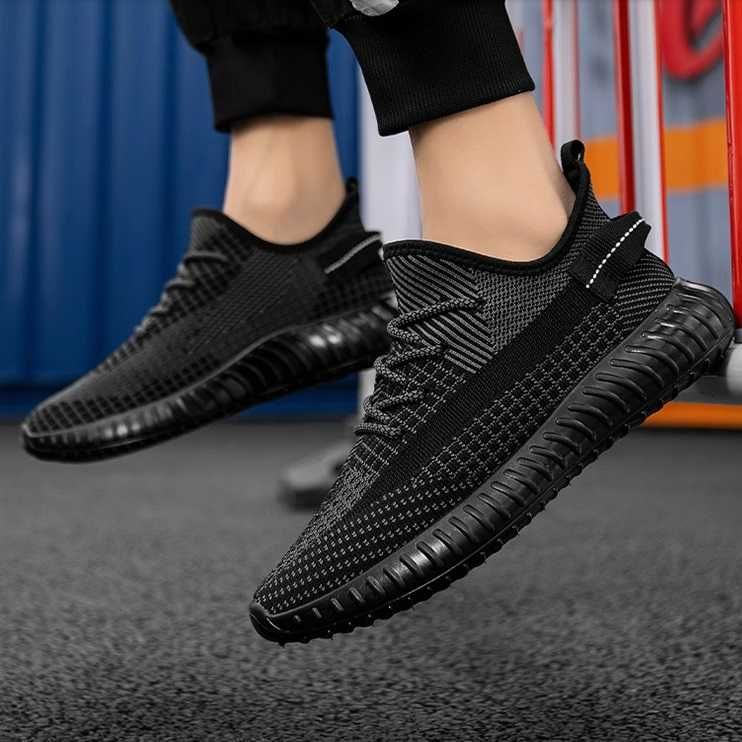 Кросівки Yeezy Boost чорно сірі