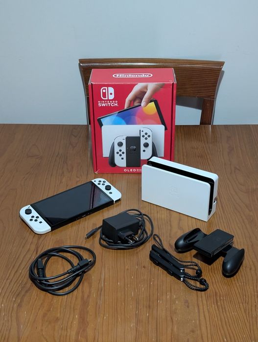 Nintendo Switch OLED - Excelente Estado