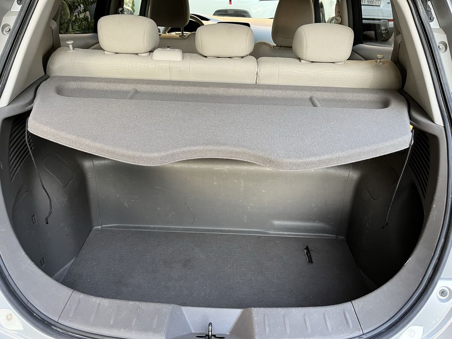 Nissan Leaf Ніссан ліф