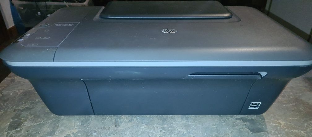 “HP DeskJet 1050 – Impressora/Scanner/Copiadora”