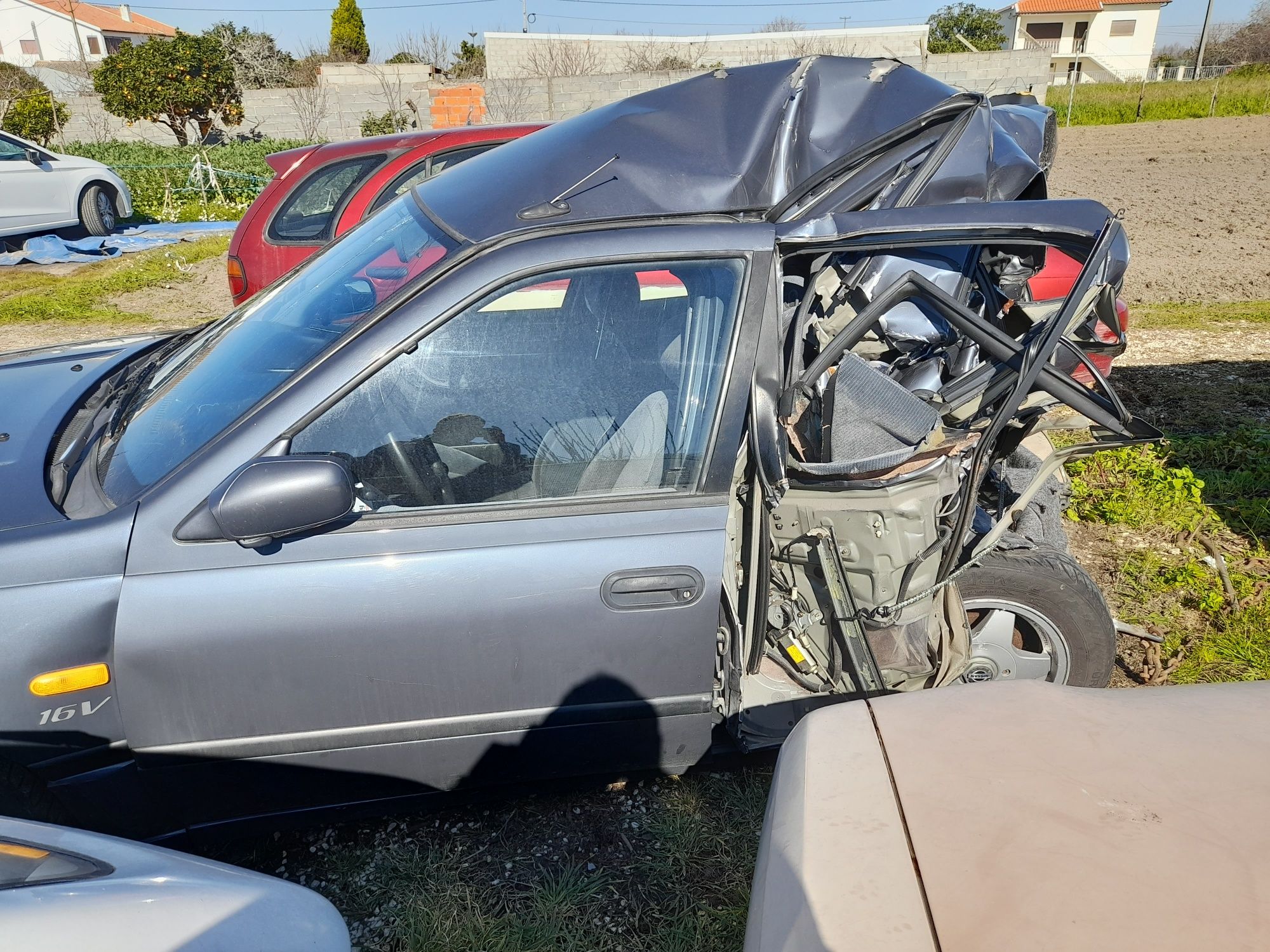 1993 Nissan Sunny 1.4 SLX N14 a Carburador para peças