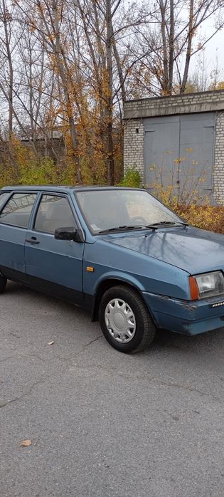 Продам ваз 2109 .