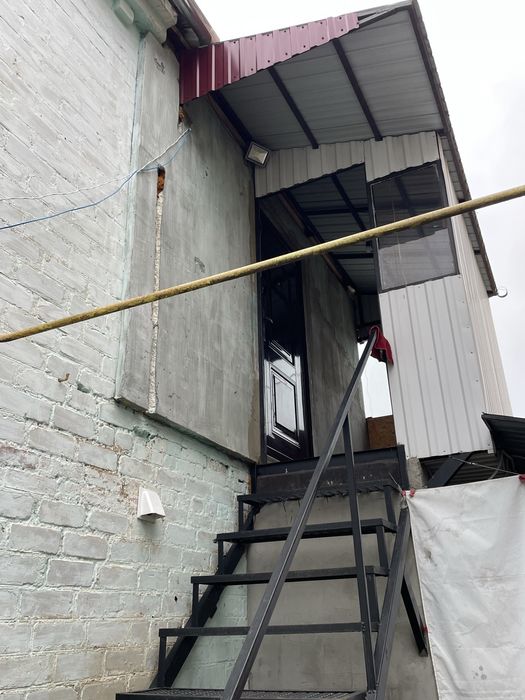 Здається 1 кімнатний будинок