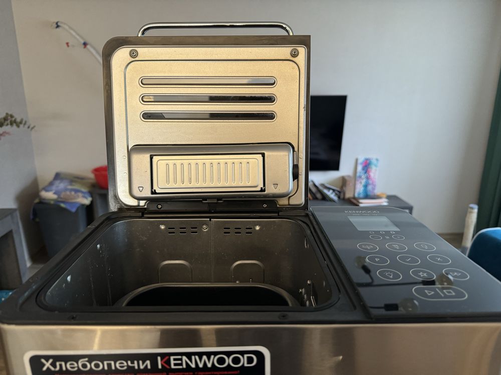 Хлебопечка Kenwood BM 450 КАК НОВАЯ